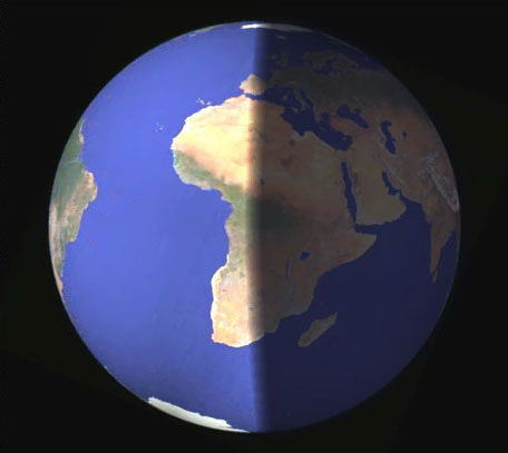 Globe à demi éclairé