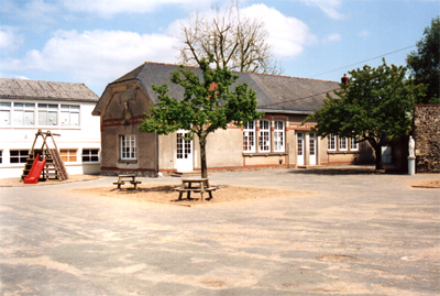 Bâtiment principal de l'école