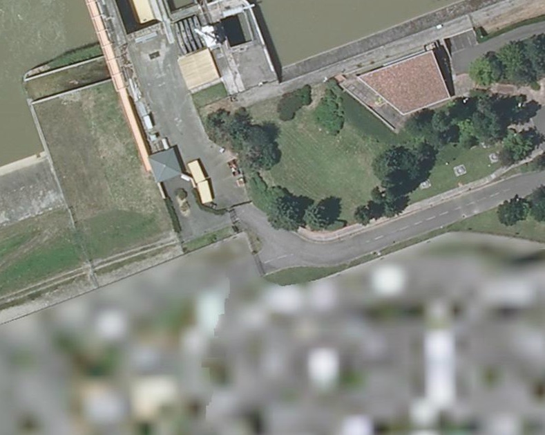 Vue aérienne en partie floutée